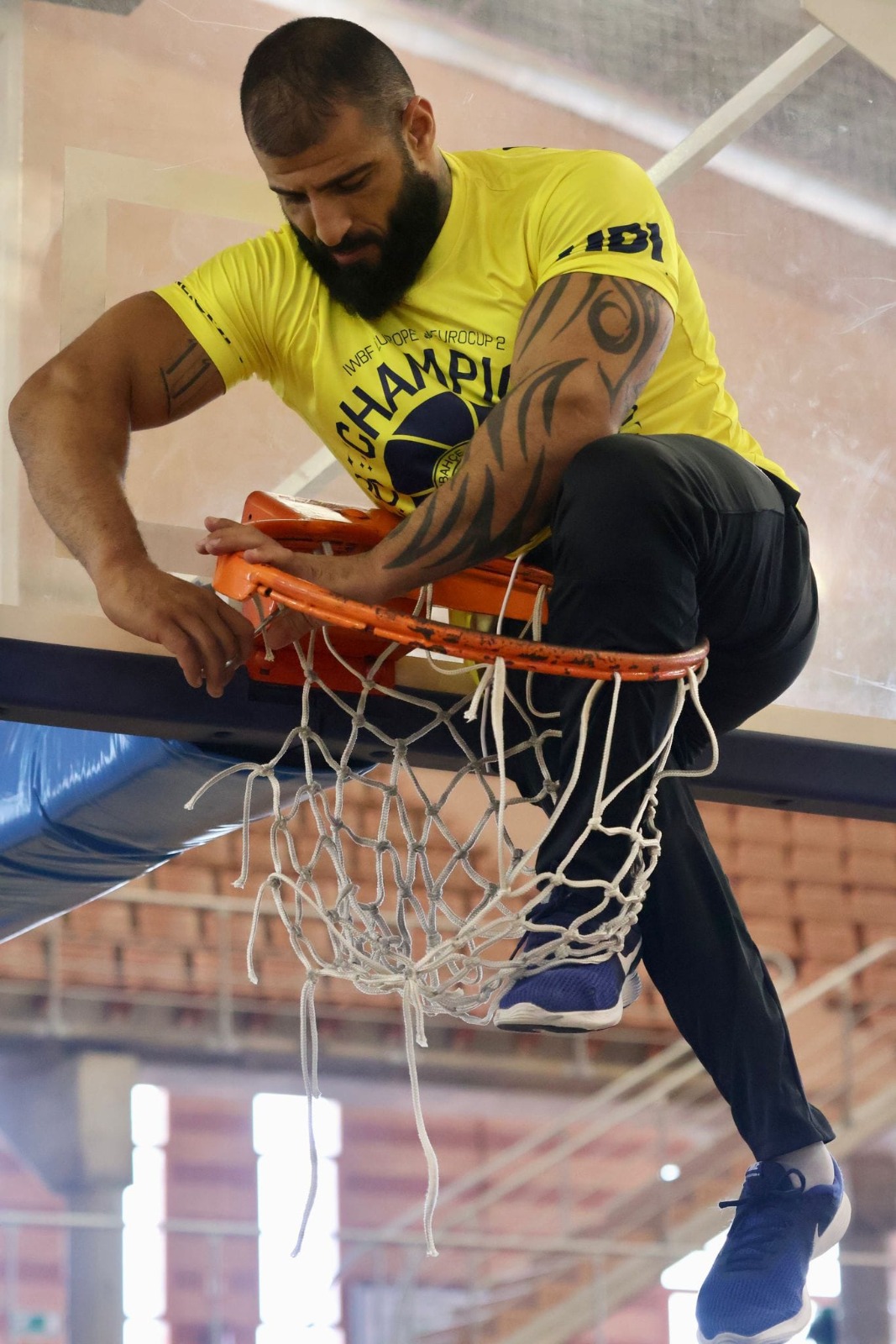 İbo’lu Fenerbahçe Avrupa şampiyonu - Basketbol Haberleri